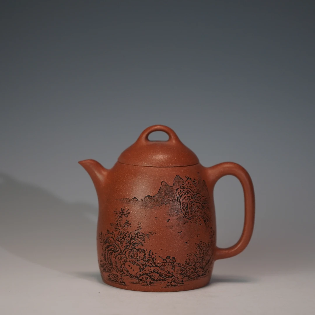 lot.21904王强 装饰：杨如龙玉成窑文人段秦权壶（山水）200cc