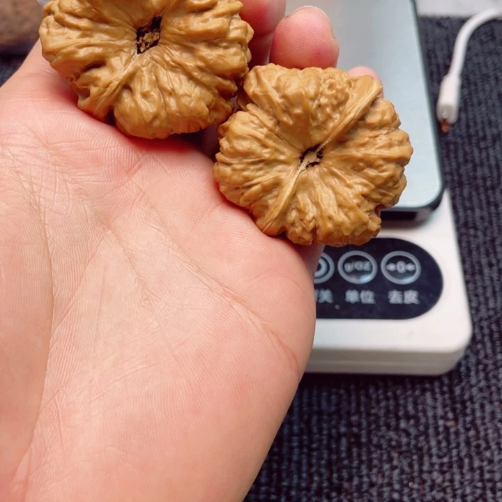 问***寒文玩核桃吊坠蛤蟆