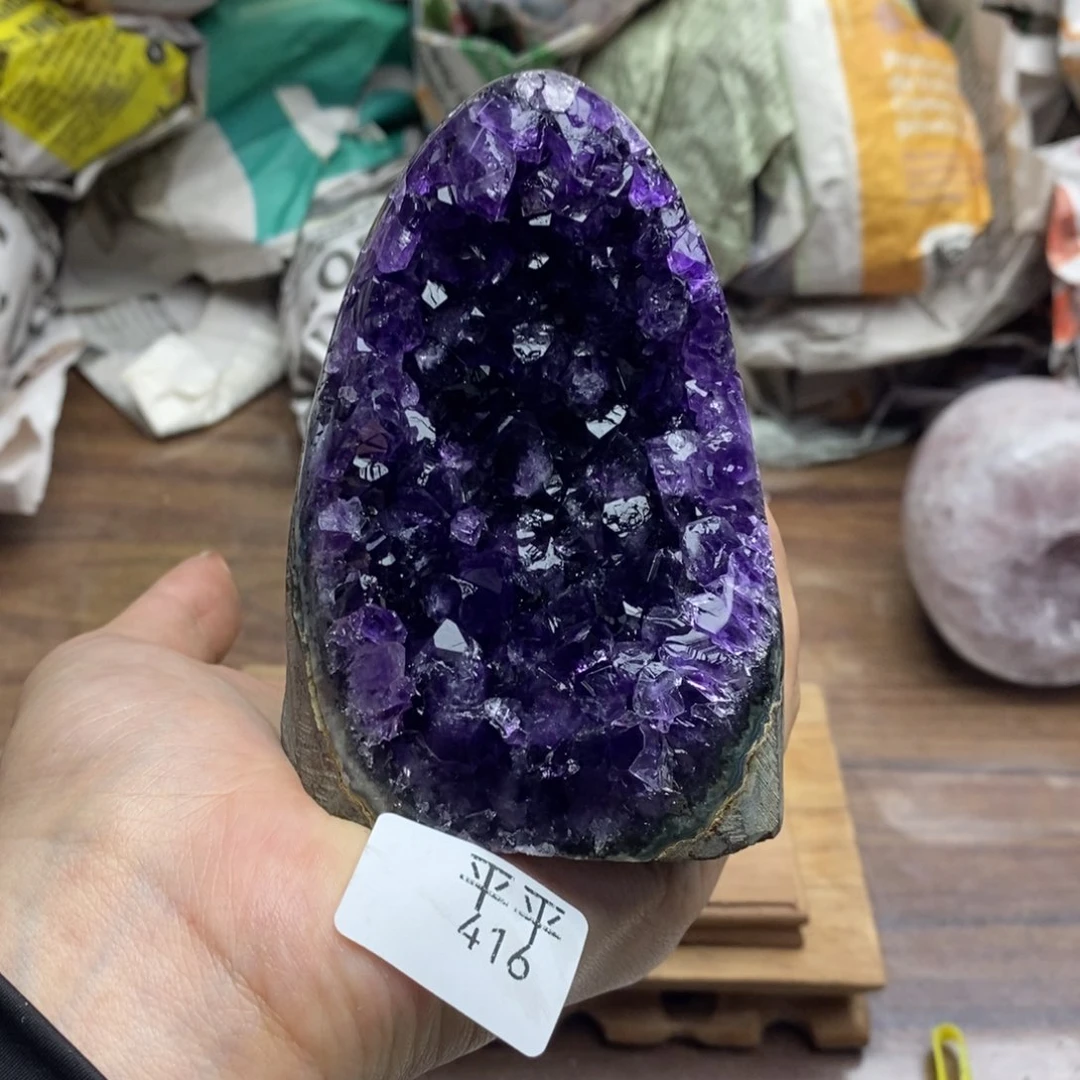 乌拉圭未镶嵌紫晶
