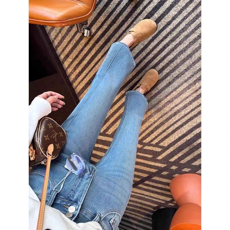微喇牛仔裤女春秋新款大码胖mm高腰显瘦修身弹力百搭九分喇叭裤子