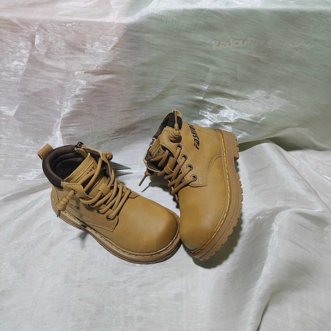 28-32男女童春秋帅气小黄靴百搭马丁靴软底靴子113