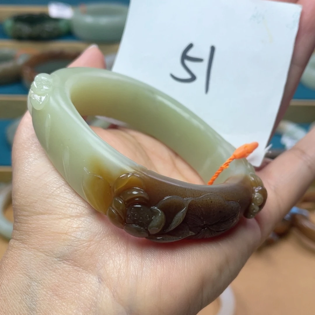 未镶嵌手镯（贵妃镯）和田玉圈口60