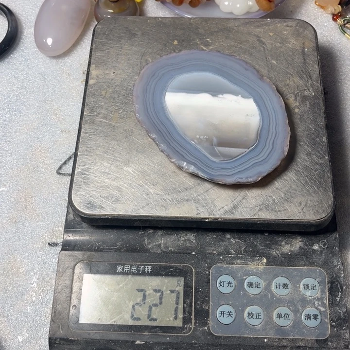 玛瑙/玉髓珠宝奇石未镶嵌米***龙