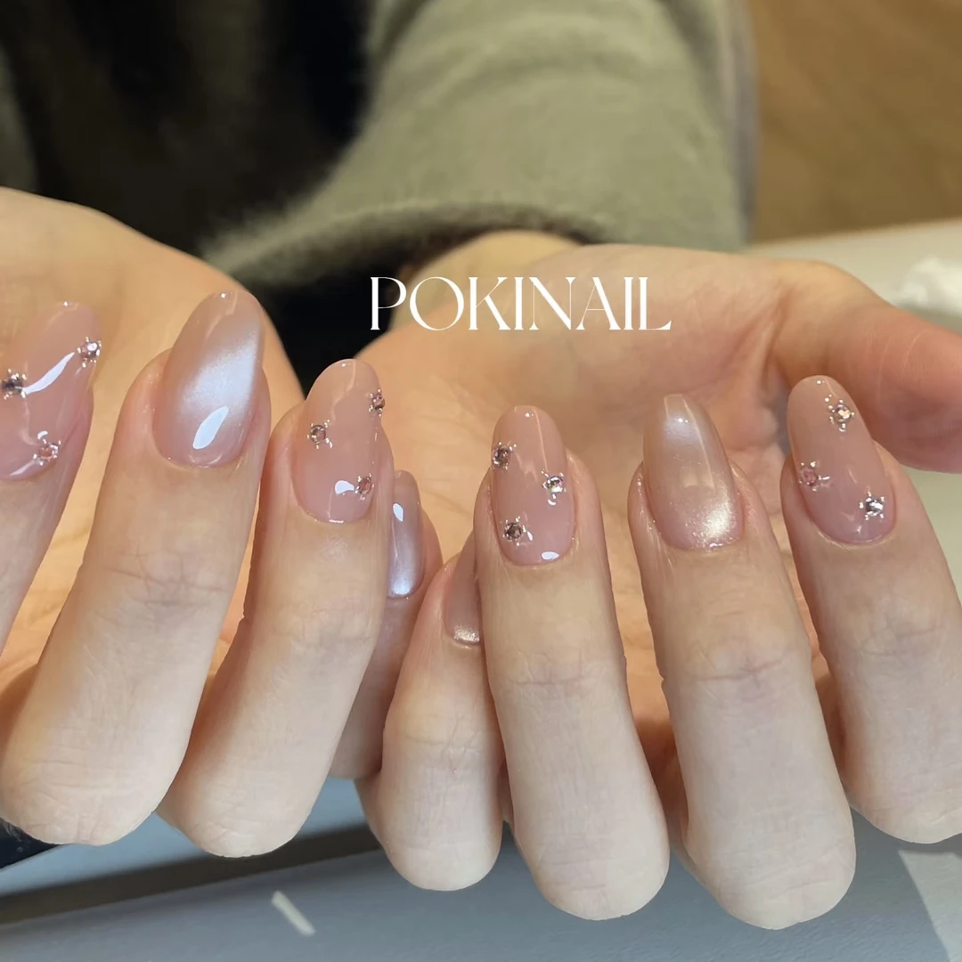 纯手工穿戴甲裸色珠光猫眼美甲短款高级温柔显白气质假指甲新年甲