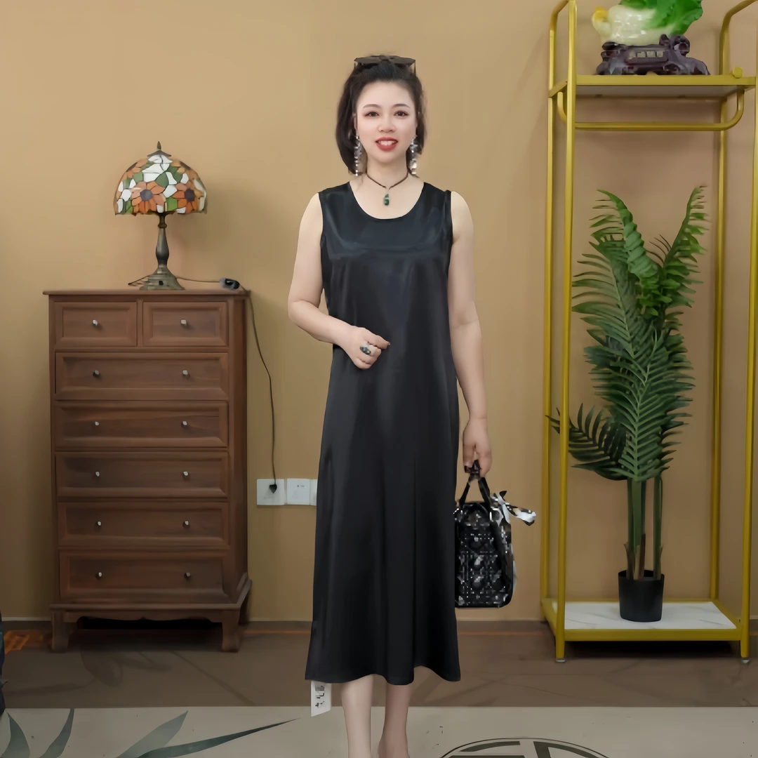 52235  夏季时尚显瘦连衣裙纯色无袖百搭背心裙
