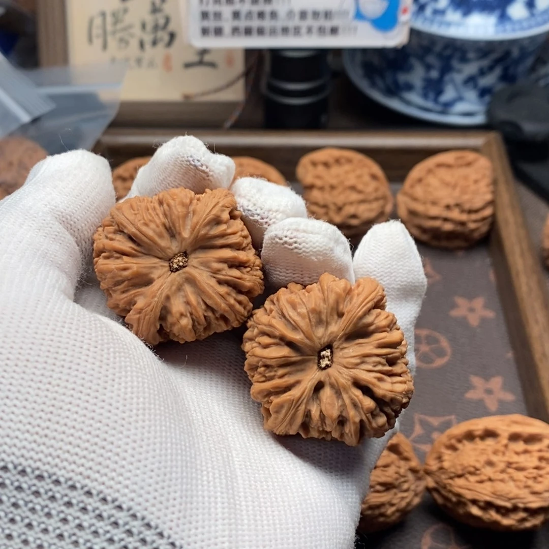 把件文玩核桃钢****╲南疆40