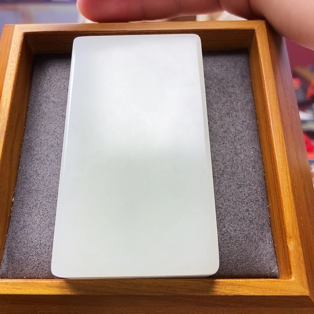 不***尔和田玉未镶嵌颈饰