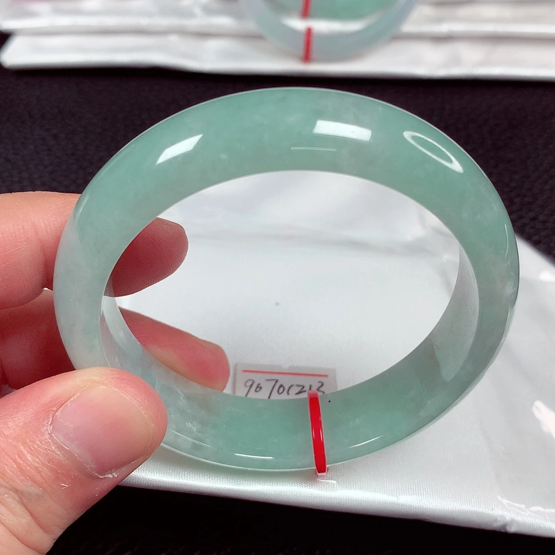 翡翠未镶嵌手镯天然翡翠手镯