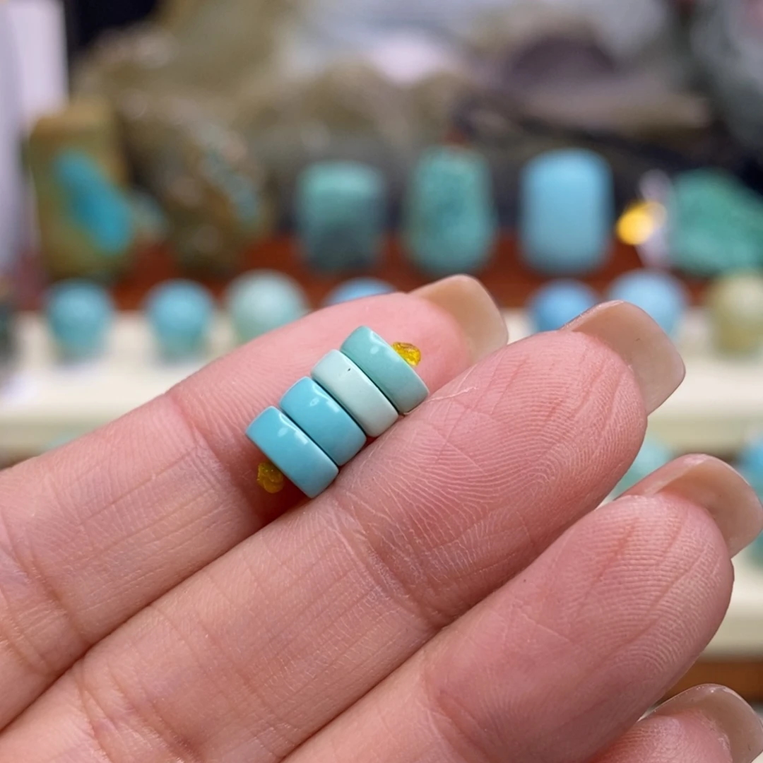 绿松石未镶嵌珠宝奇石6.7