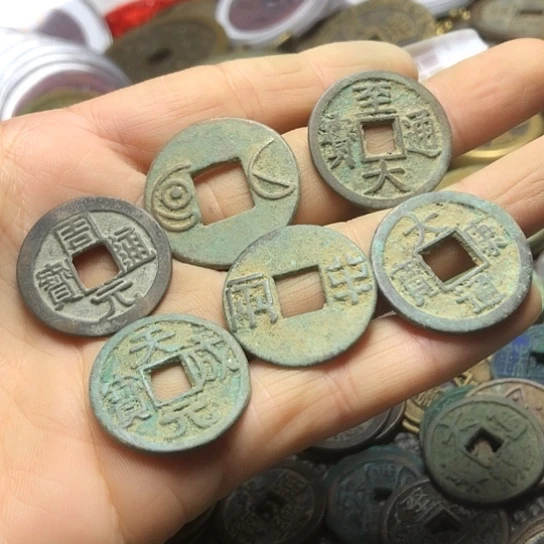 佛***人铜现代仿制工艺品