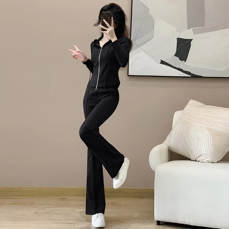 休闲运动套装女秋冬新款连帽卫衣时尚洋气修身显瘦微喇叭裤两件套