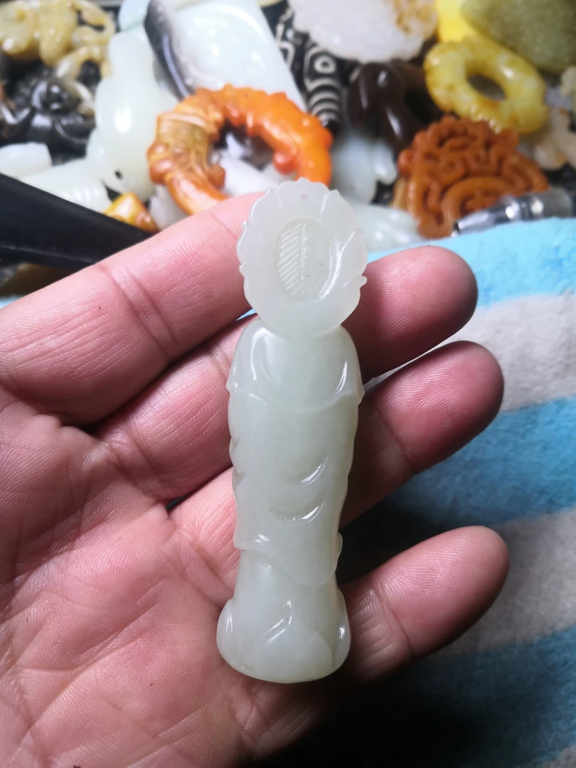 精品和田玉挂件观音