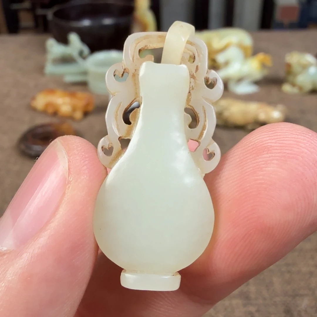 和田玉（糖玉）未镶嵌珠宝半成品田