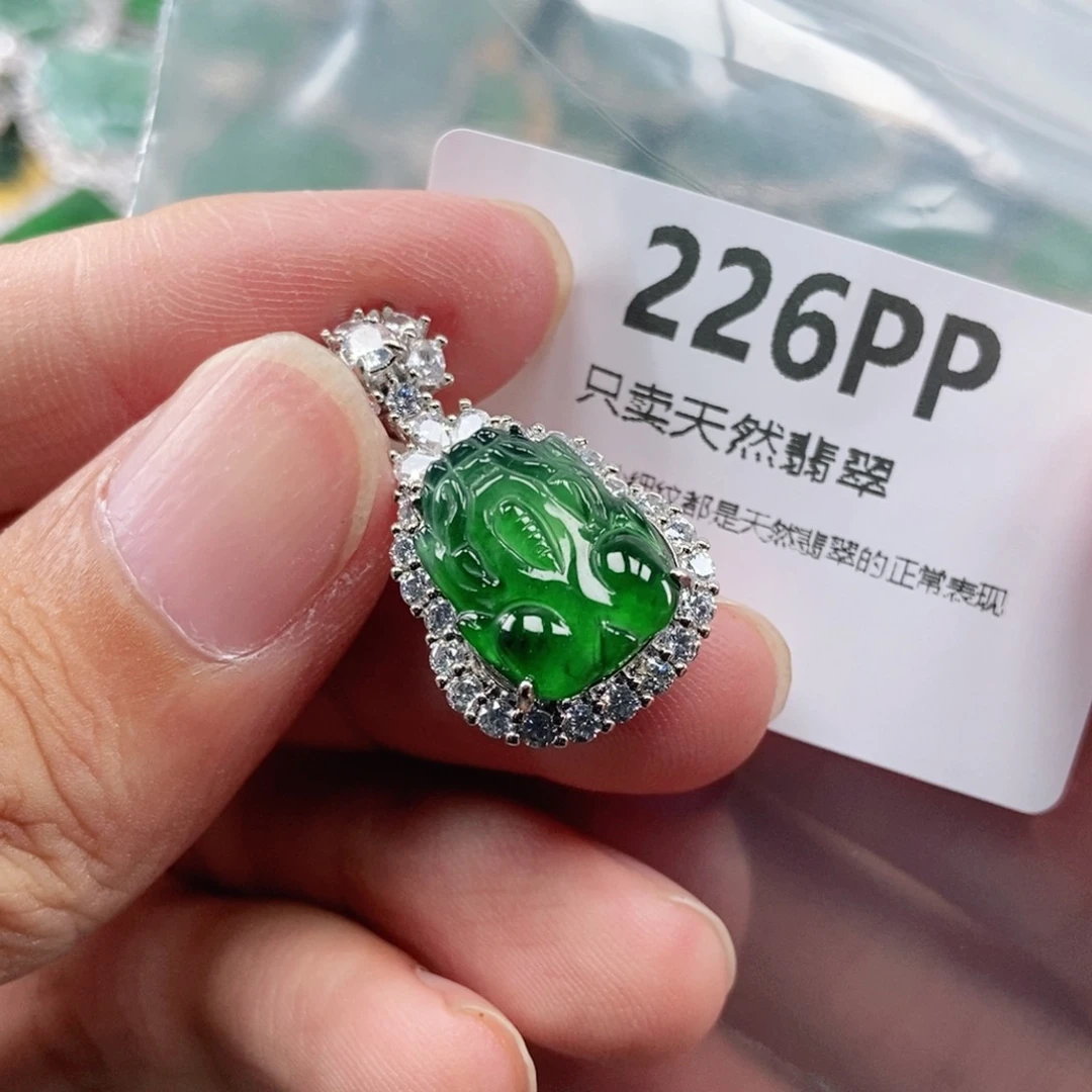 【闪购商品】颈饰未镶嵌翡翠