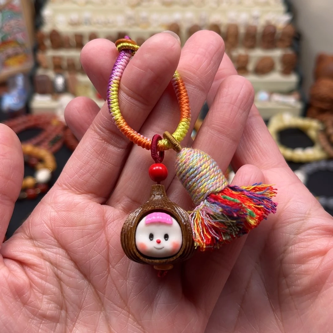 维腊木（绿檀）把件单个把件