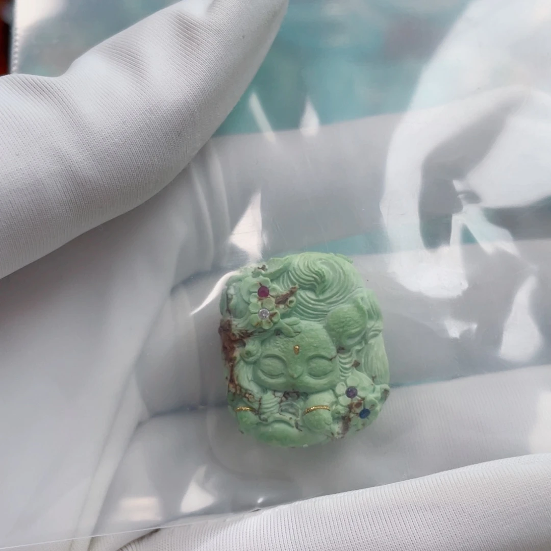 仔***.绿松石未镶嵌珠宝奇石