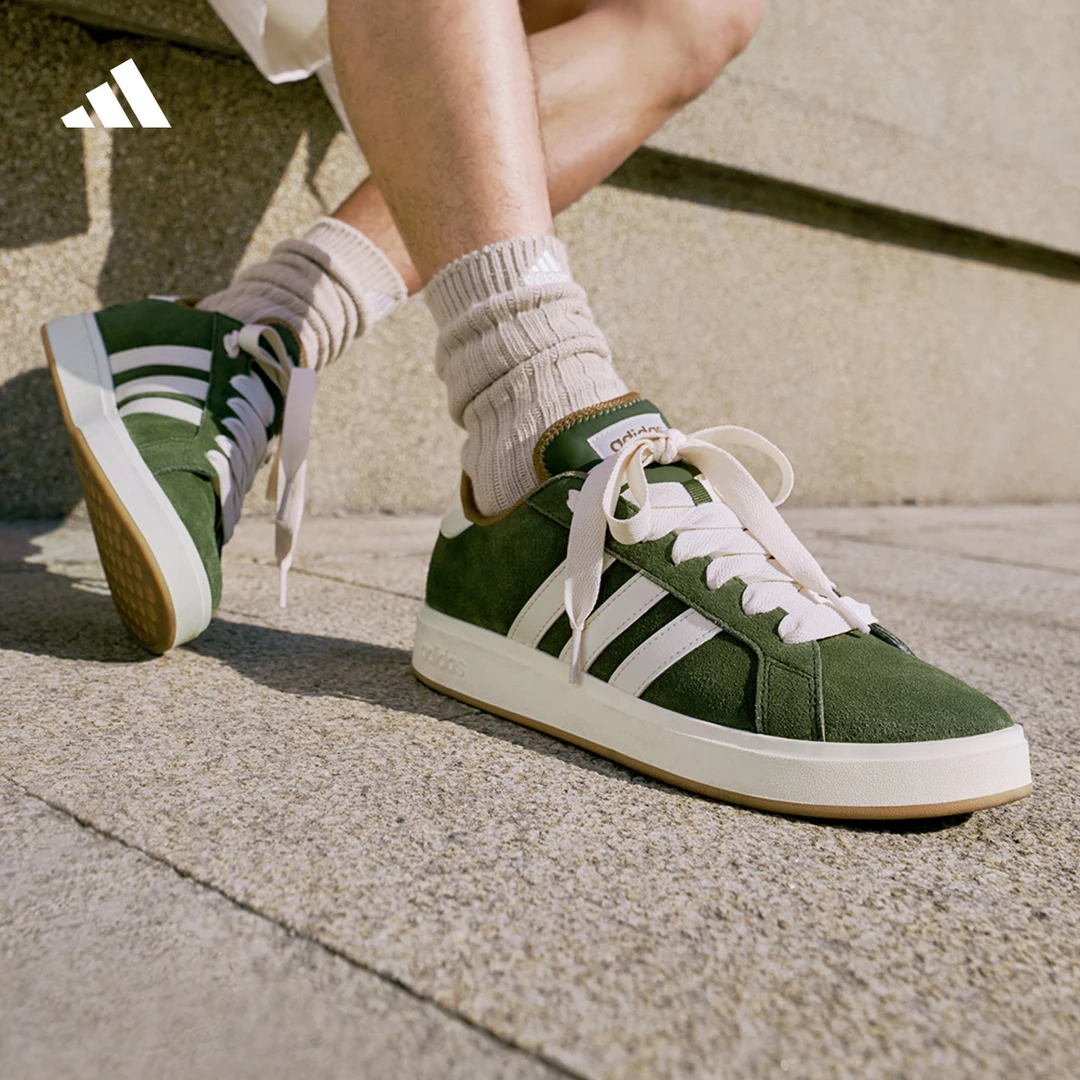 阿迪达斯「面包鞋」GRAND COURT BASE 00s休闲低帮板鞋男女KK1407