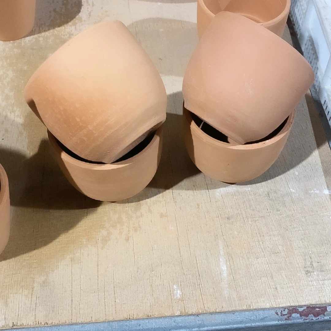 瑕疵红陶杯子8×7-4