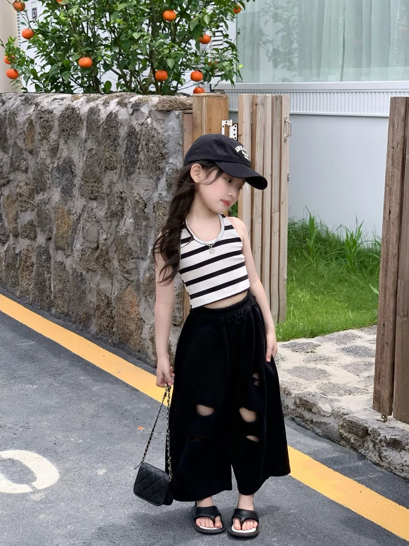 女童背心裤子2025夏季韩版条纹挂脖上衣辣妹短款破洞阔腿裤