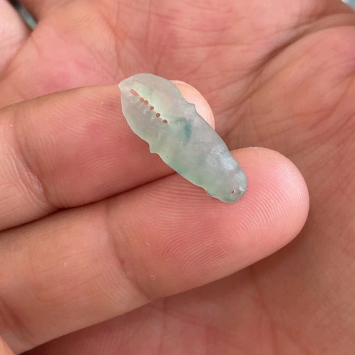 定制翡翠未镶嵌蟹钳