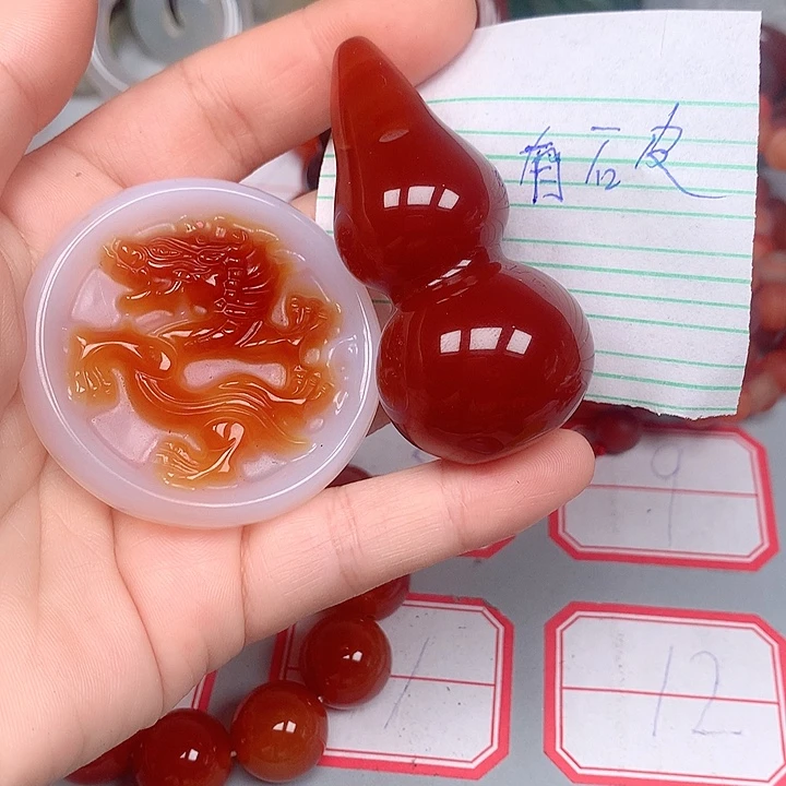 何***亦未镶嵌颈饰玛瑙/玉髓