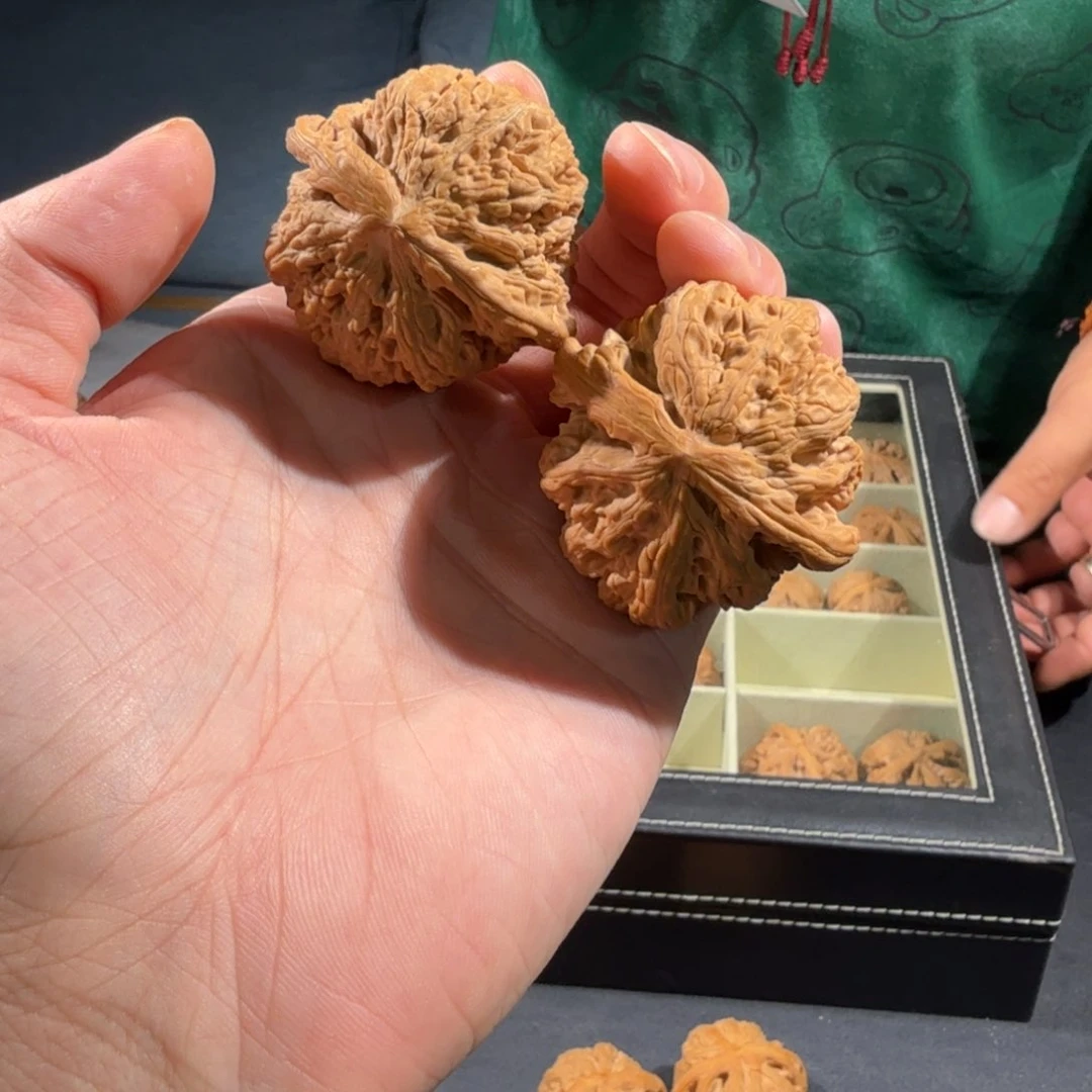 文玩核桃把件238号43mm大粗筋
