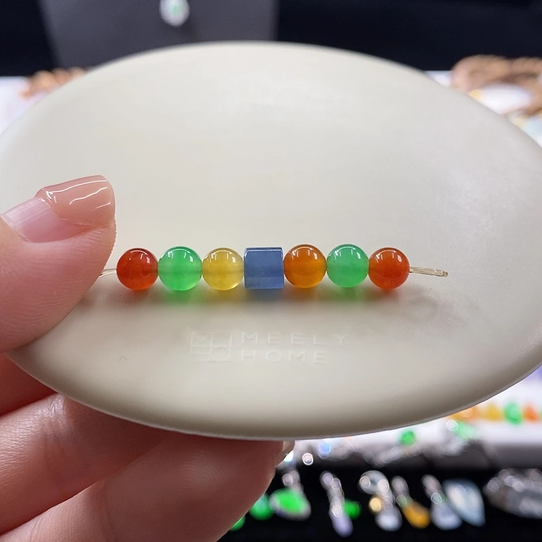 裸石翡翠浓色多宝