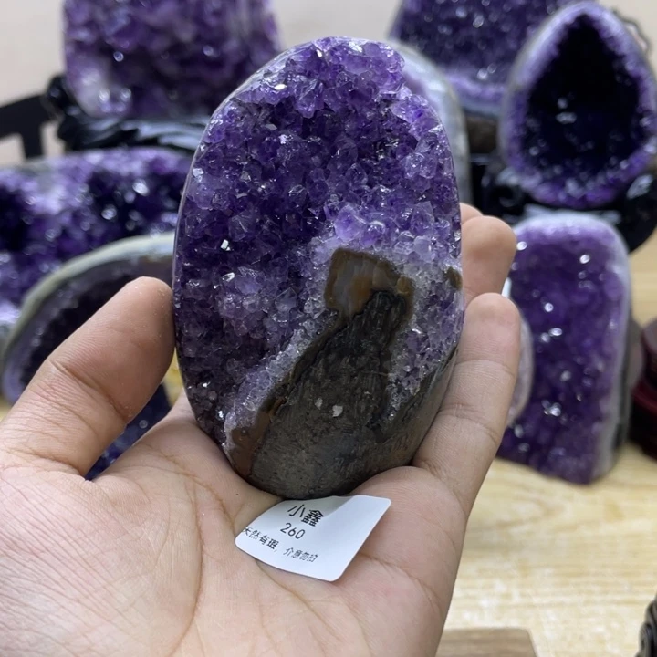 未镶嵌大型摆件（非配饰）紫晶