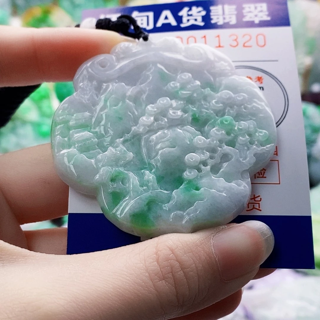 吊坠(不含链)未镶嵌翡翠