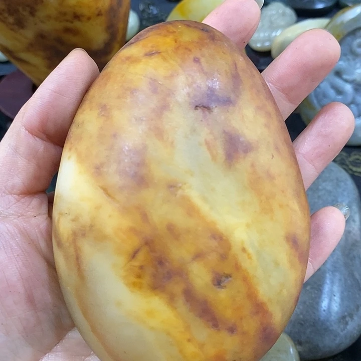 百***右未镶嵌和田玉（糖玉）挂件