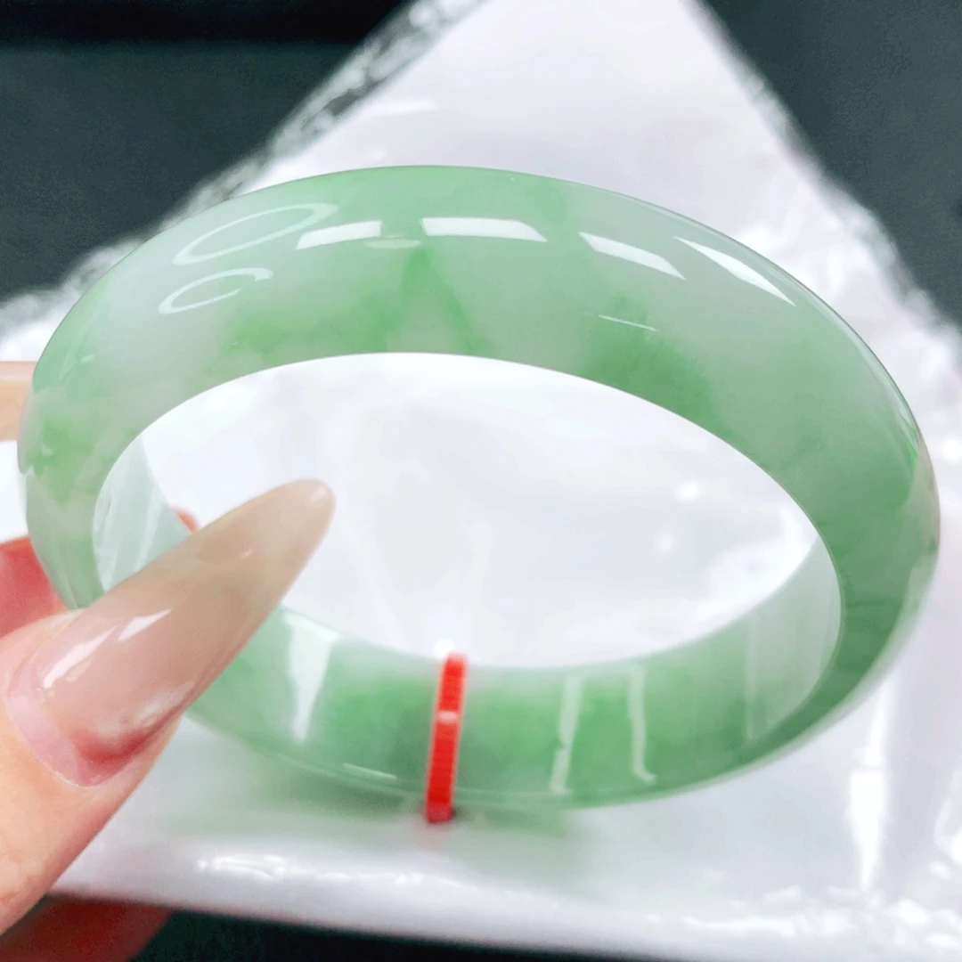 翡翠未镶嵌手镯58