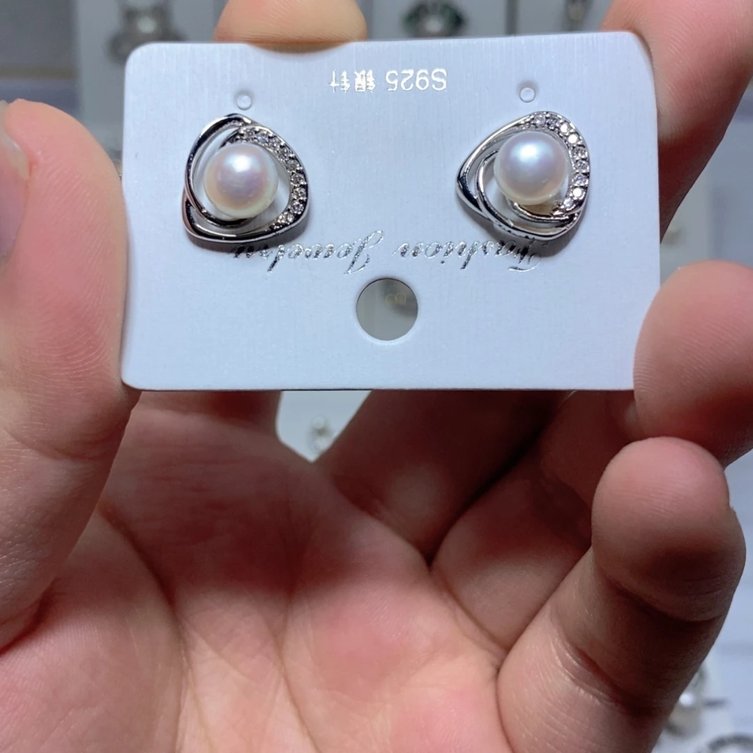 淡水珍珠未镶嵌耳饰