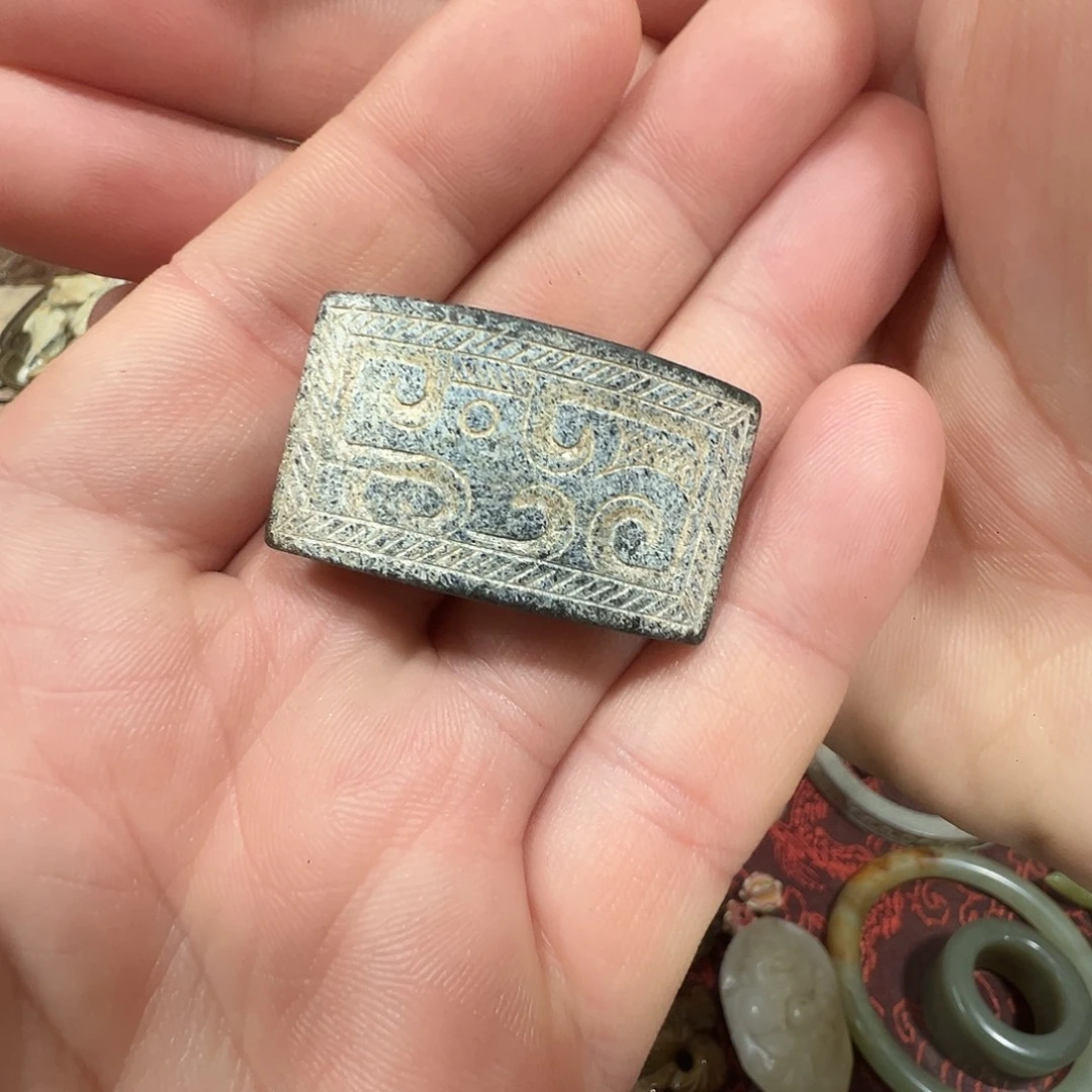 和田玉（糖玉）未镶嵌挂件