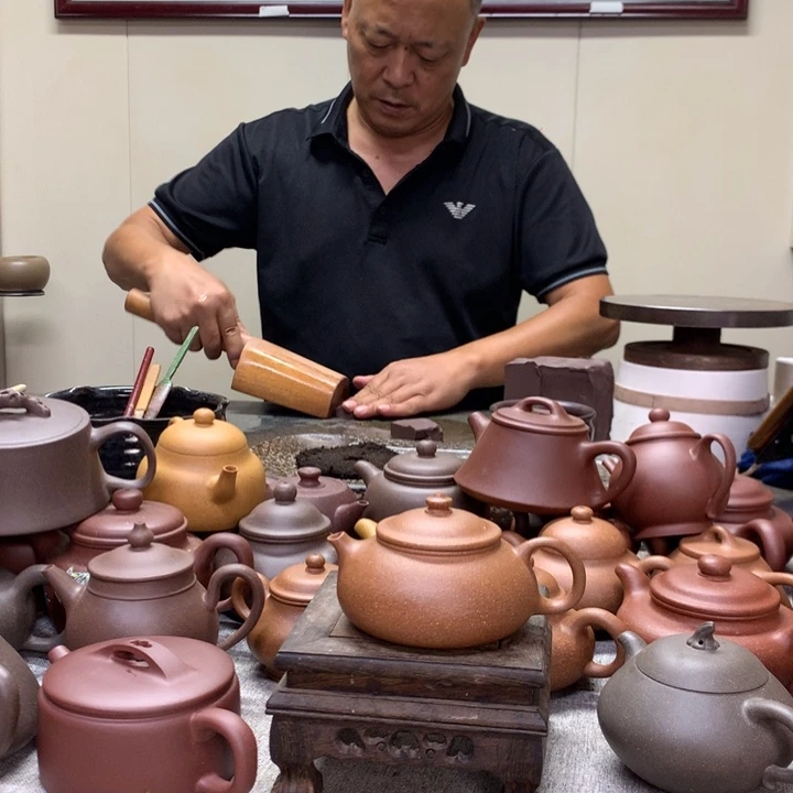 茶壶紫泥黄降坡寒江130 C半手工制作