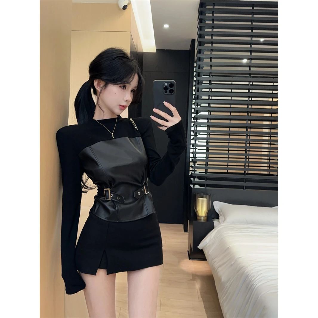 甜酷辣妹半高领PU皮拼接长袖t恤女秋季新款修身显瘦内搭打底上衣