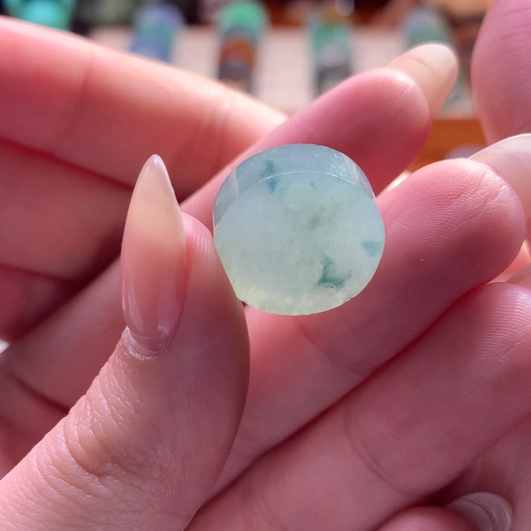 定制翡翠未镶嵌飘花捡漏戒指心