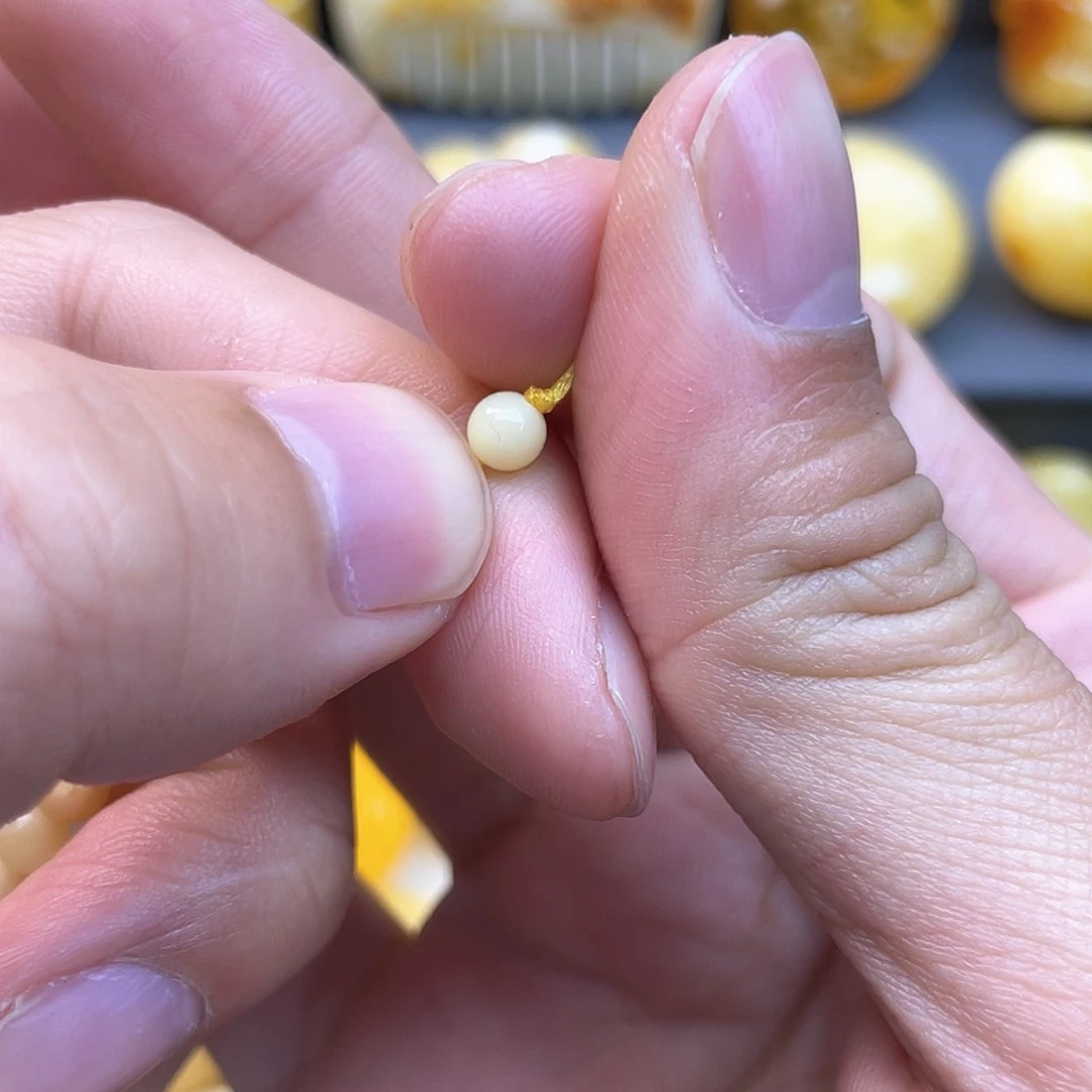 琥珀裸石未镶嵌Y*蜜蜡