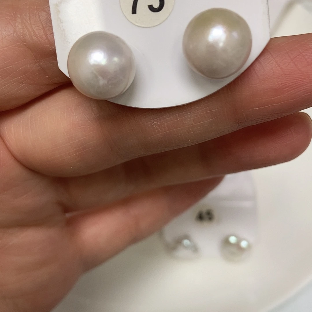 银S925镶嵌耳饰淡水珍珠
