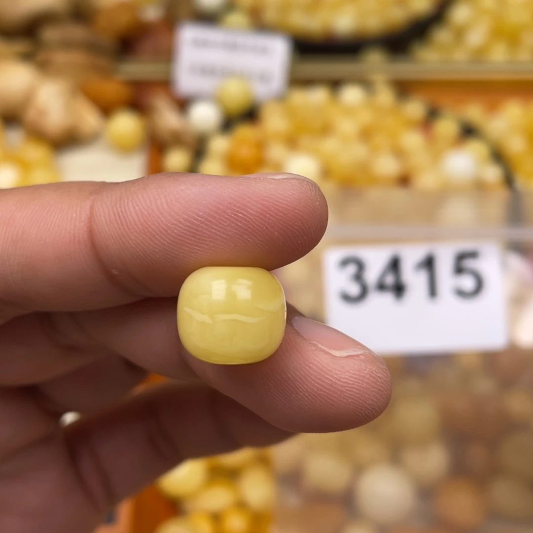 琥珀珠宝奇石未镶嵌12.6