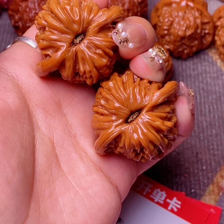 把件文玩核桃四座楼狮子头