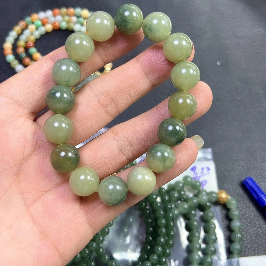 祢***宝未镶嵌定制翡翠缅甸天然翡翠A货