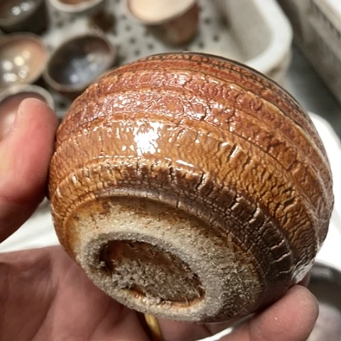 在家了一天没睡觉的人和我一样