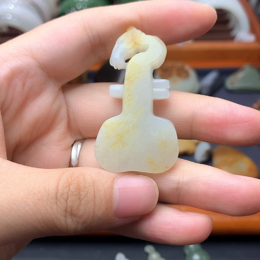 和田玉（子料）未镶嵌颈饰