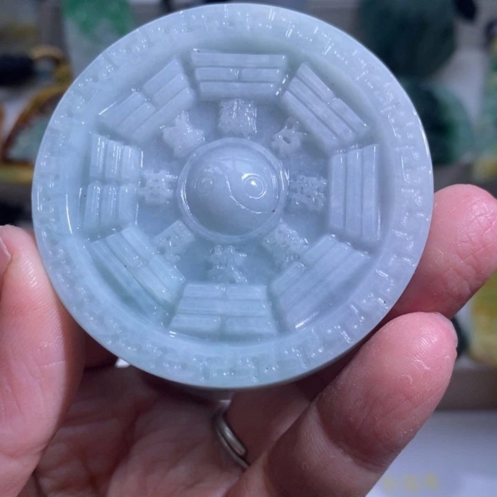 【闪购商品】颈饰未镶嵌翡翠八卦