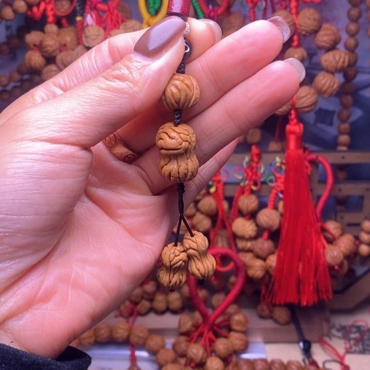 吊坠桃核龙纹桃枭