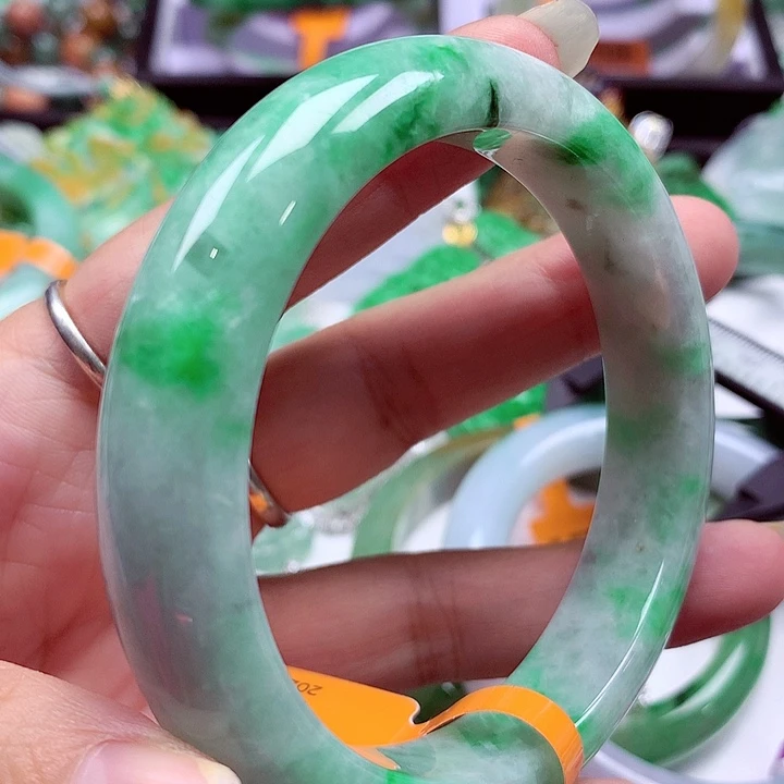 未镶嵌手镯翡翠翡翠