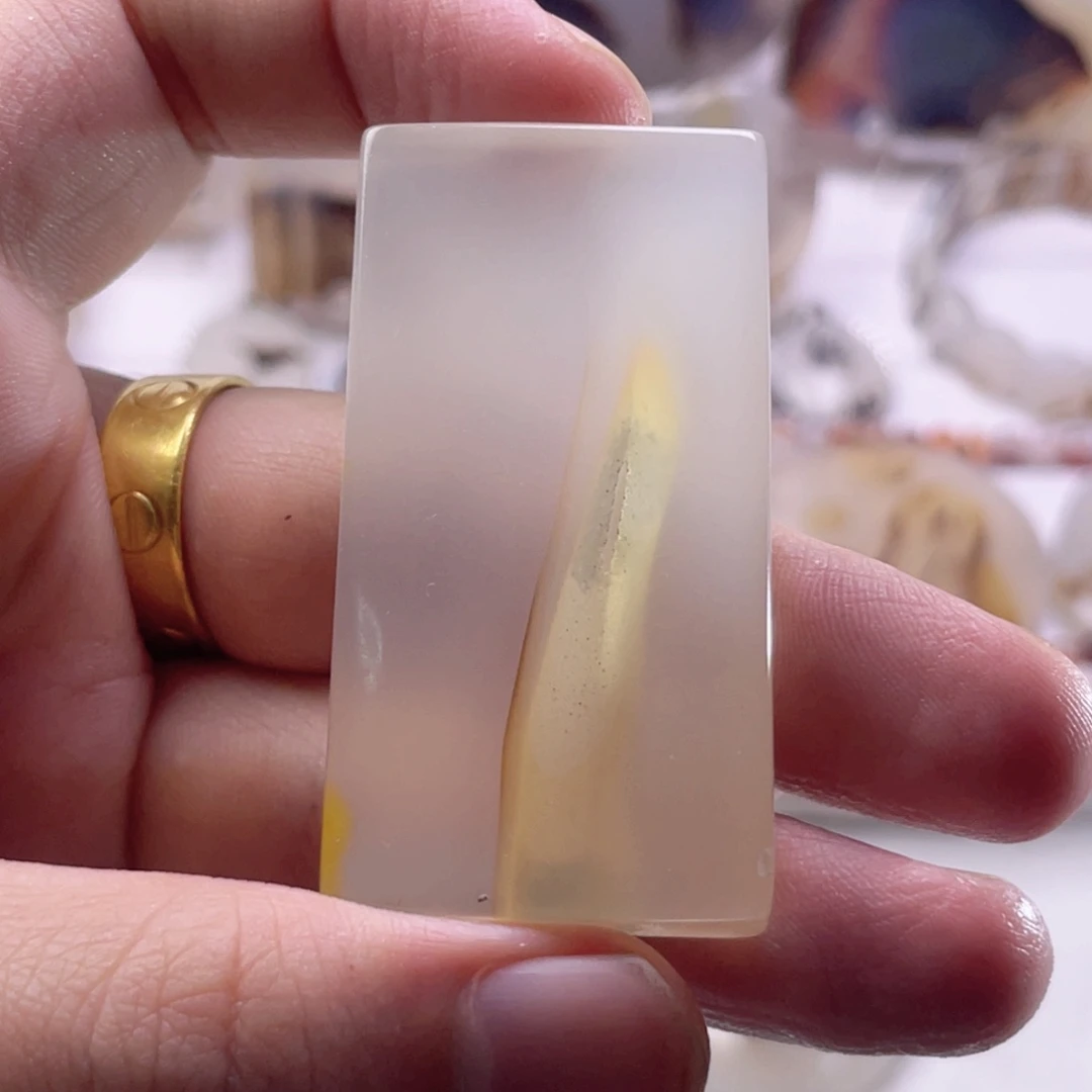 二***兄玛瑙/玉髓未镶嵌珠宝奇石