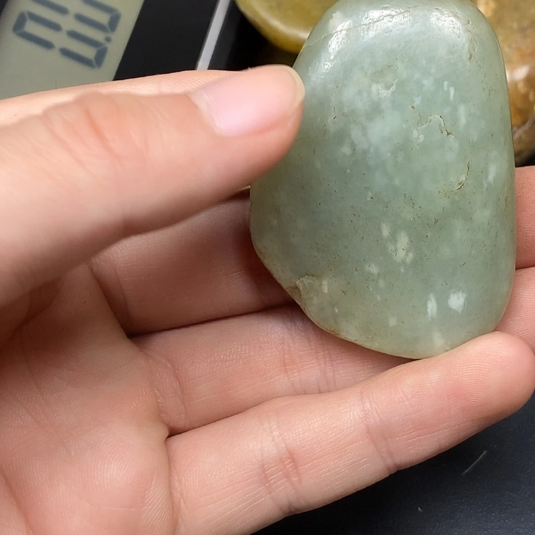 和田玉（糖玉）未镶嵌挂件