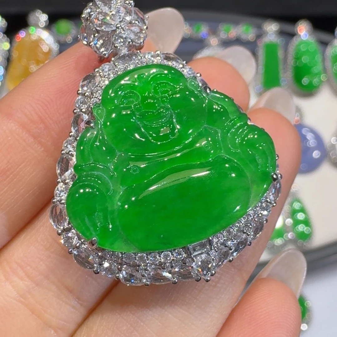 翡翠18K金镶嵌颈饰收到货48小时鉴赏期