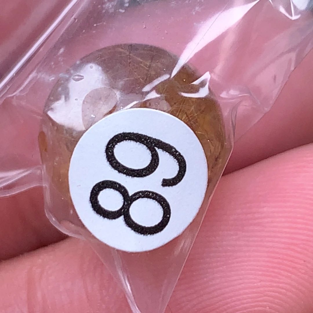 未镶嵌颈饰水晶破*